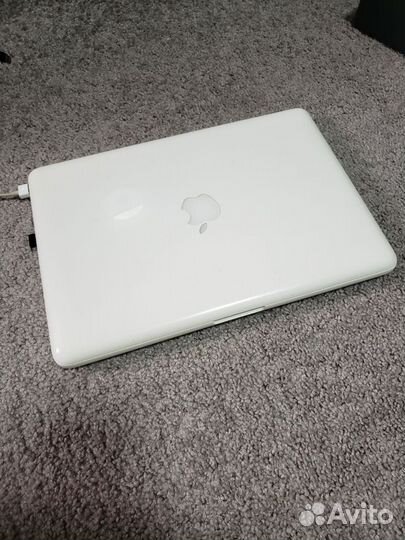 MacBook 2010