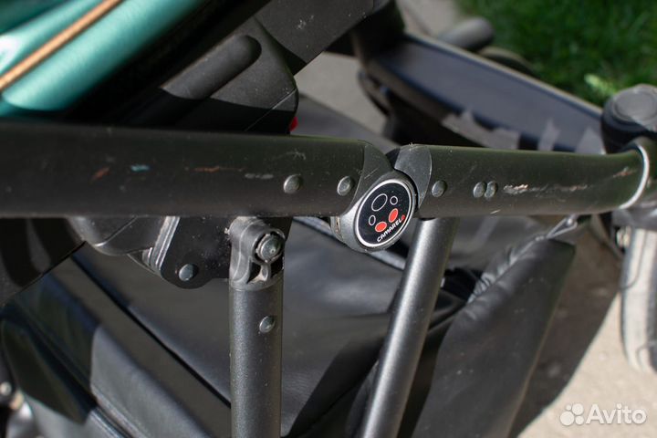 Детские коляски 3 в 1 из эко кожи