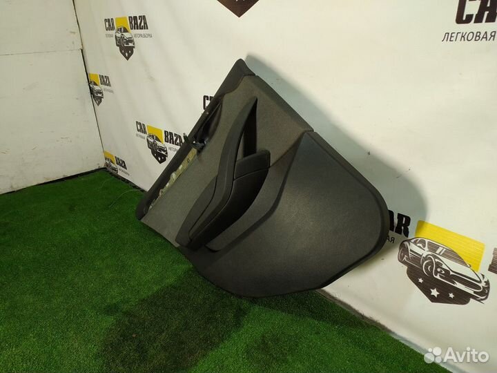 Обшивка двери задней левой L BMW X1