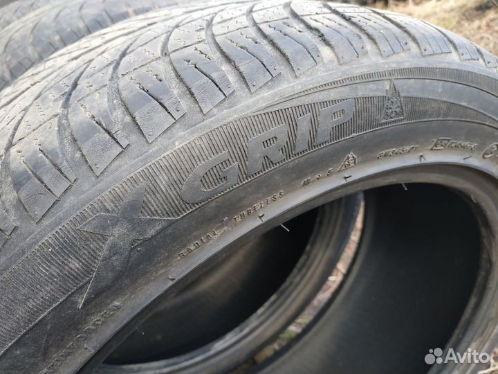 Gripmax Stature 235/45 R18