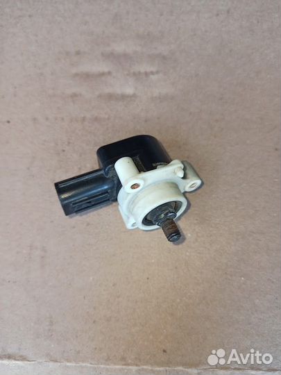 Датчик регулировки света Lexus RX