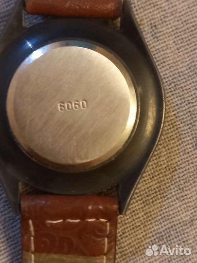 Часы заря механические СССР 0909