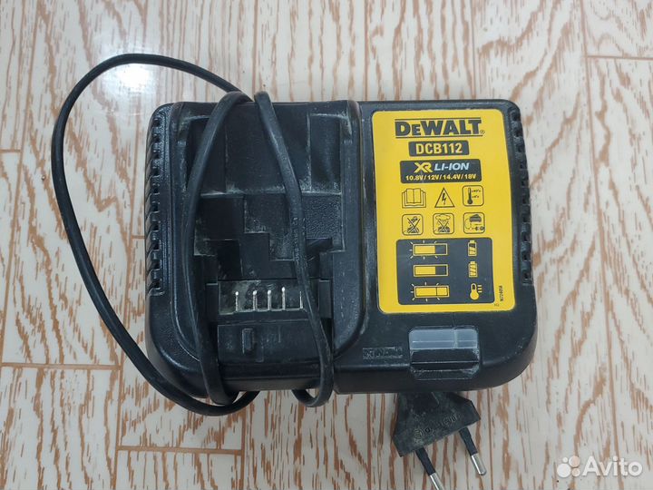 Шуруповерт DeWalt 18v