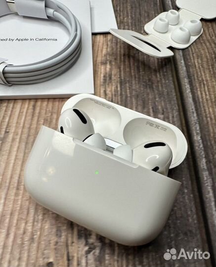 Беспроводные наушники Airpods pro чехол в подарок