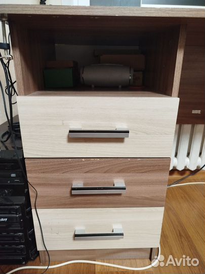 Письменный стол для школьника бу