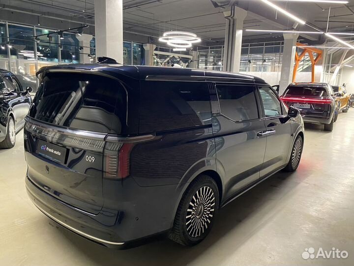 Zeekr 009 544 л.с. AT, 2023, 25 874 км