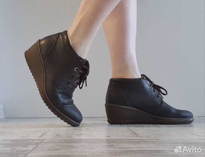 Ботинки Ecco 36 оригинал
