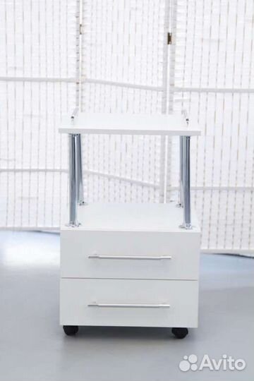 Тележка косметологическая