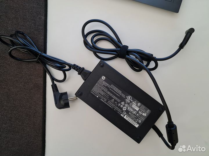 Блок питания 815680-002 мощн 200W для ноутбука HP