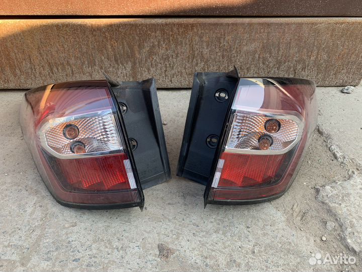 Ford Kuga 2 ST 16 - Фонарь задний левый Рест