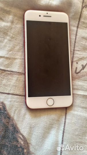Телефон iPhone 7