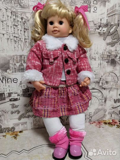 Интерактивная кукла Ксюша