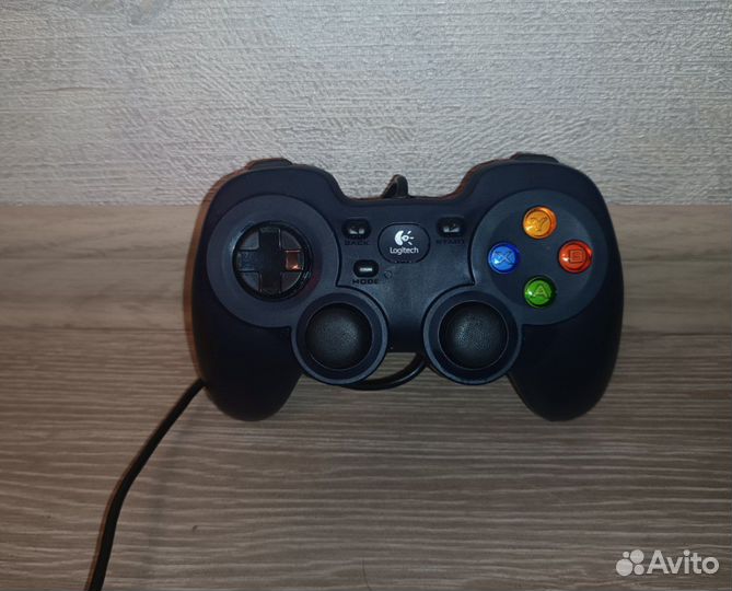 Геймпад проводной Logitech F310