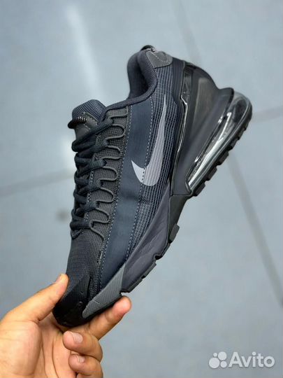 Кроссовки Nike Pulse Roam Hucky