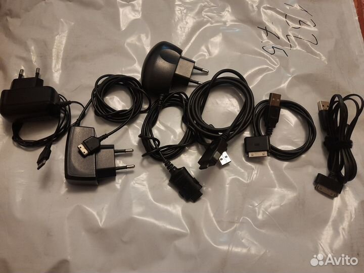 Зарядное устройство для кнопочных телефонов