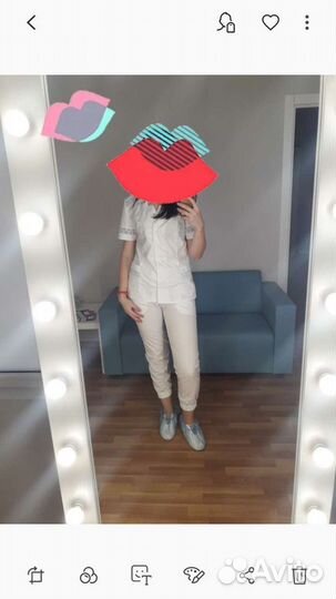 Медицинский костюм женский