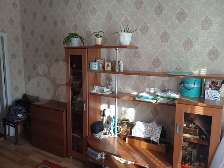 2-к. квартира, 52 м², 1/9 эт.