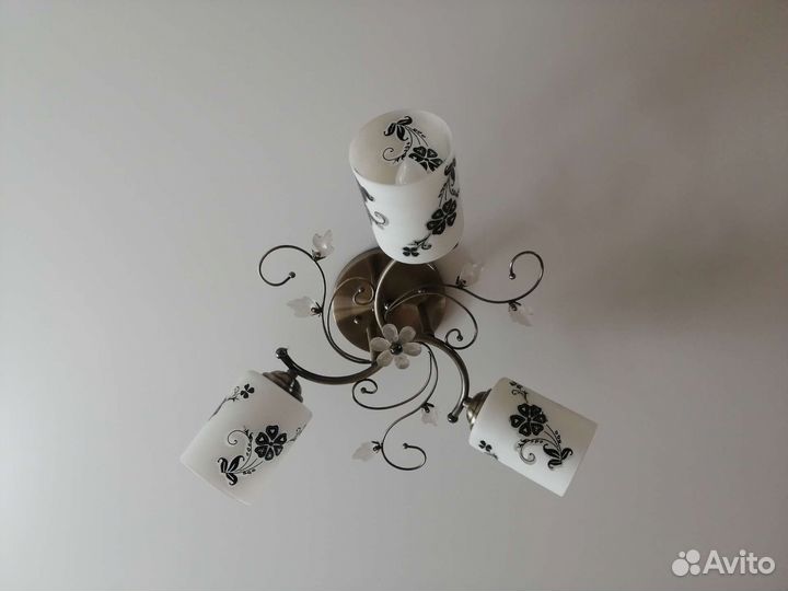 Люстра и бра