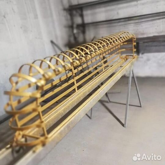 Цветочница на окно