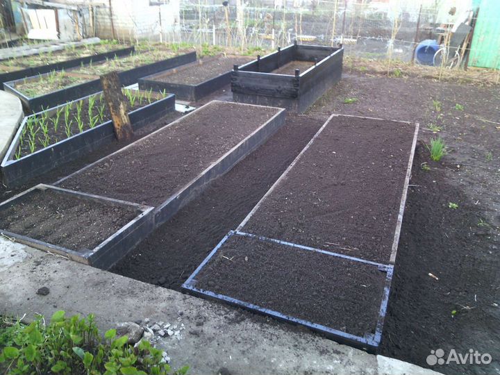 Земля чернозем в мешках и навоз