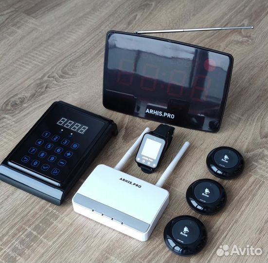 Кнопка вызова персонала, часы, табло, пуль, репите