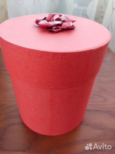 Коробка подарочная