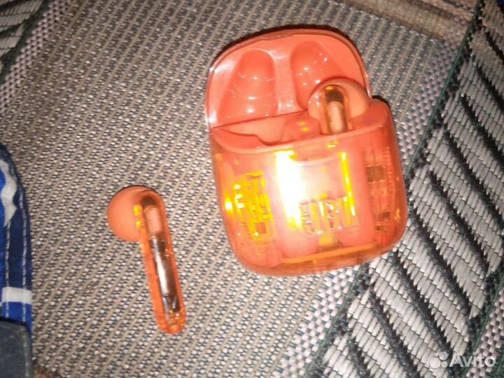 Наушники JBL