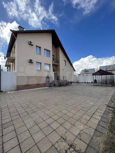 Коттедж 500 м² на участке 12 сот.