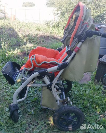 Кресло-коляска для детей инвалидов