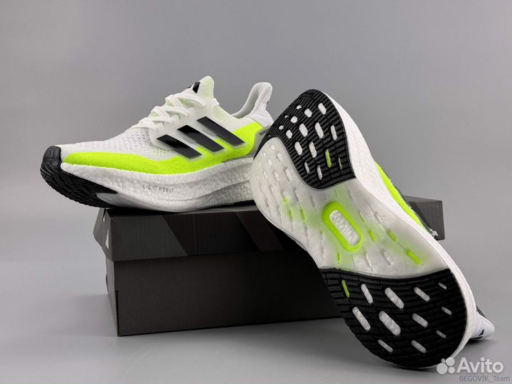 Беговые кроссовки adidas ultraboost 24