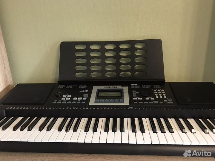 Синтезатор