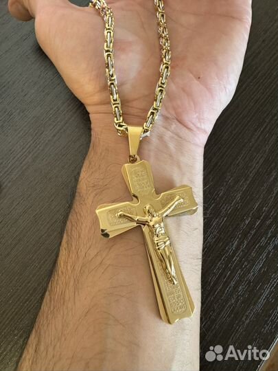 Цепь и крест