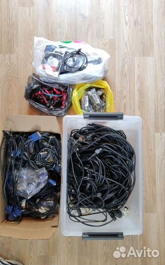 Кабель питания, VGA, DVI-D, hdmi, SATA, 3,5 jack