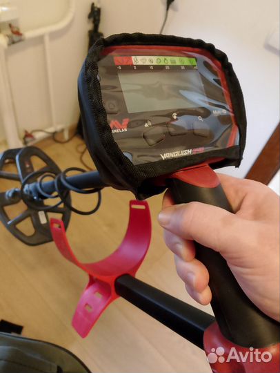 Металлоискатель Vanquish 340, два выхода Как новый