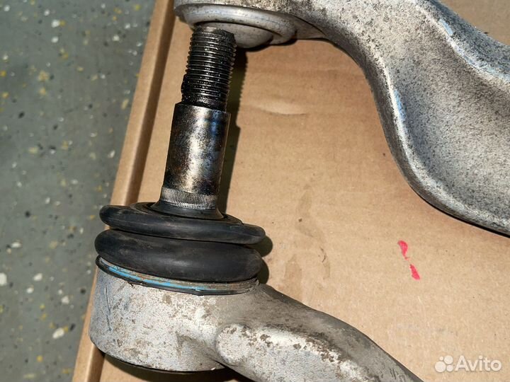 Передний правый продольный рычаг BMW 5gt F07 F02