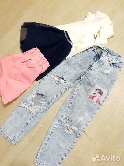 Комплект вещей на девочку р.140
