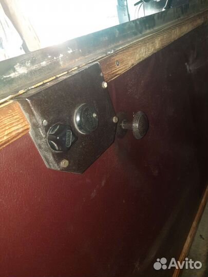 Железная дверь бу