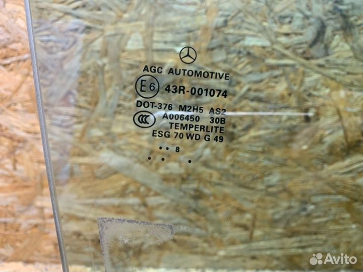 Стекло двери переднее правое Mercedes-Benz Gle