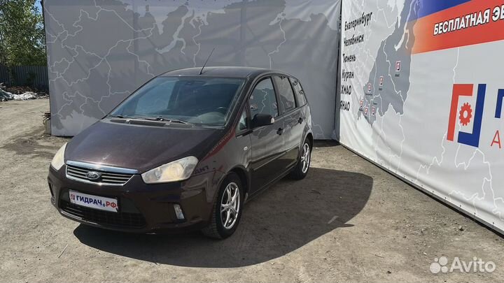 Рейка топливная Ford C-MAX 1356996