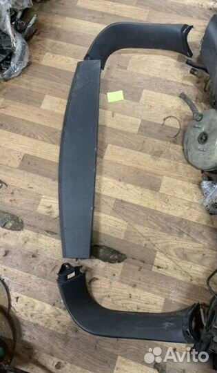 Обшивка крышки багажника Hyundai Santa Fe 3