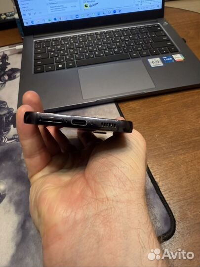 Samsung Galaxy S23, 8/256 ГБ