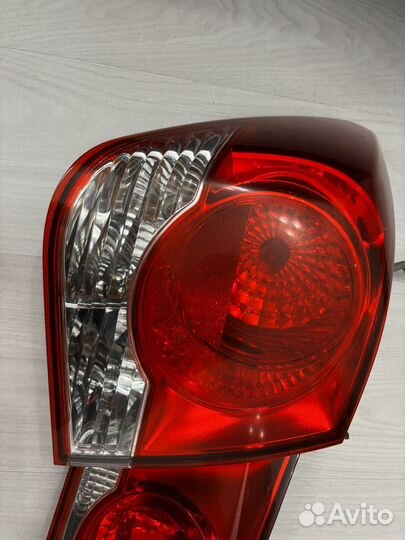 Оригинальные задние фонари Chevrolet Cruze
