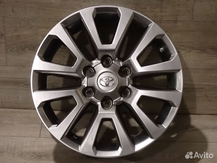 Комплект оригинальных дисков Toyota Prado R18