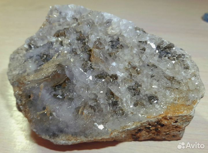 Камни и минералы коллекция