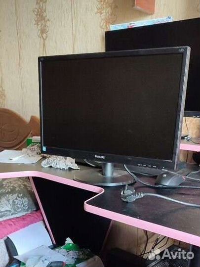 Монитор Philips