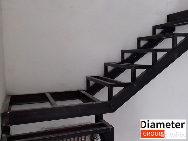 Каркасная лестница на мансарду