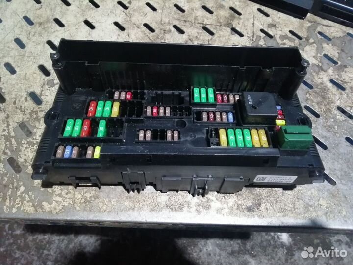 Блок предохранителей BMW X4 F26 X3 F25