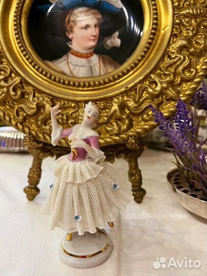Статуэтка балерина кружевной фарфор (Germany)