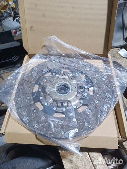 Isuzu NPR с КМУ, 2013