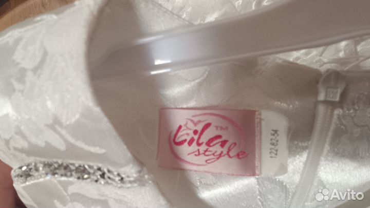 Нарядное платье для девочки 122 128